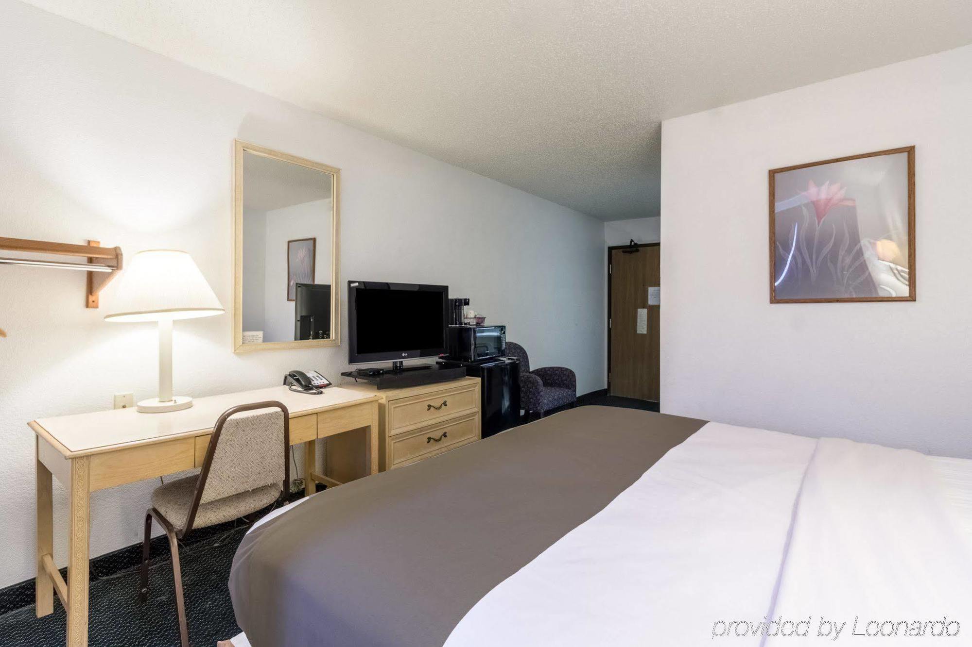 Harmony Inn New Ulm Екстер'єр фото