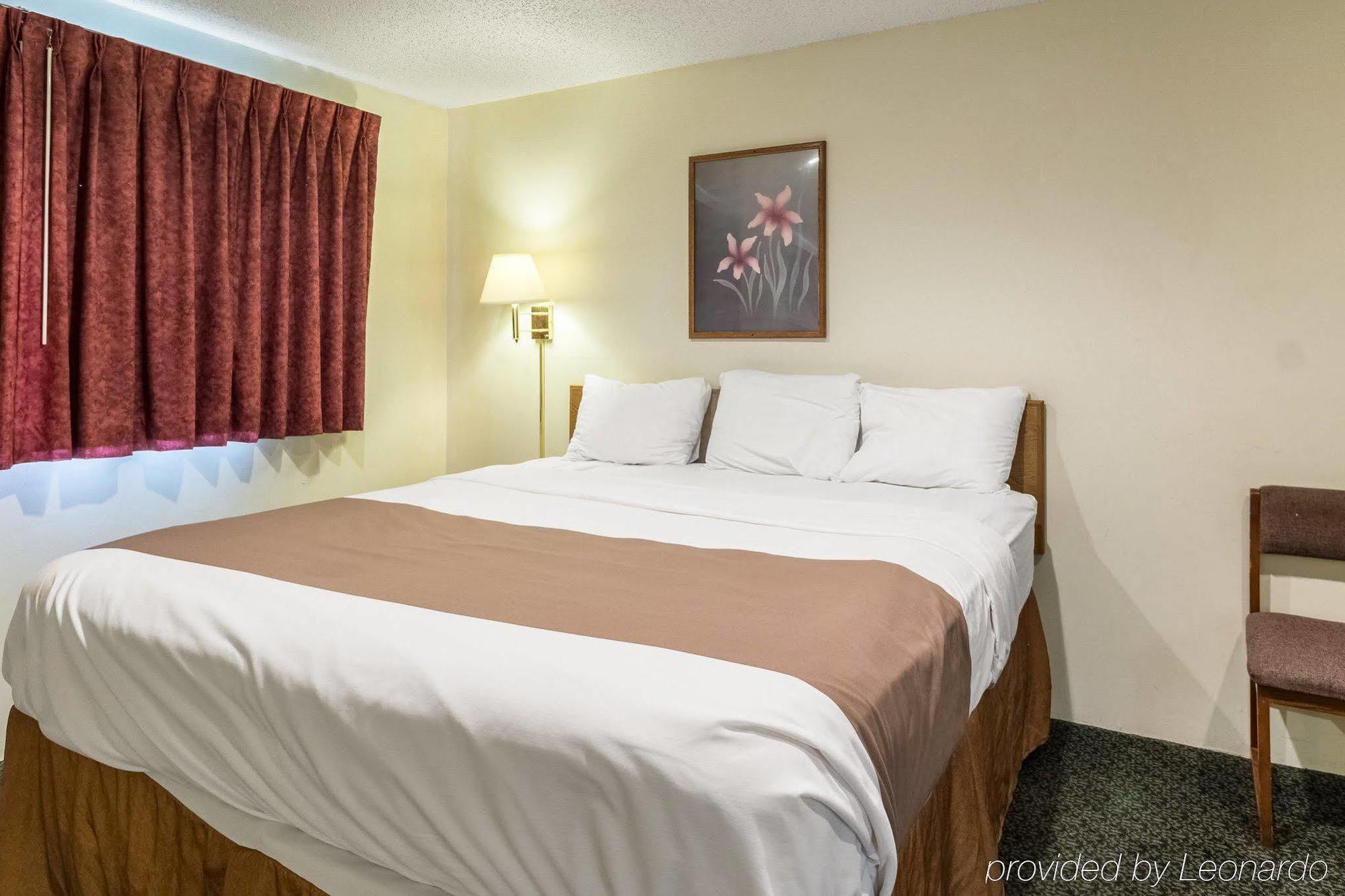 Harmony Inn New Ulm Екстер'єр фото